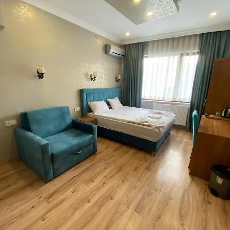 Riverland Apart Suites *
